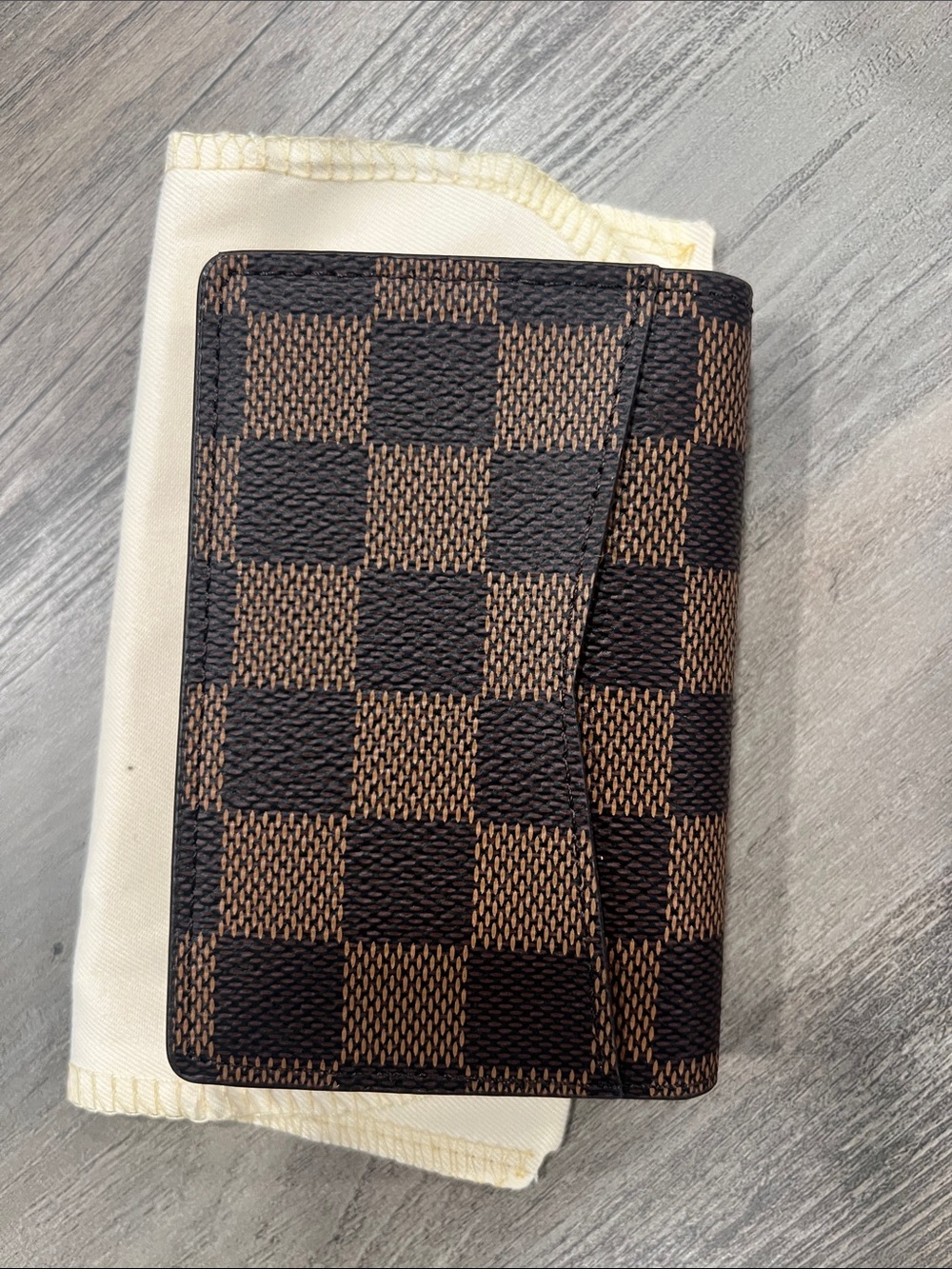 Designer Inspired Brown Damier Canvas Card Holder - Picture 4 of 4